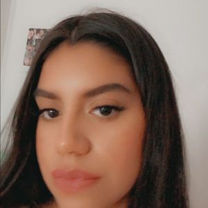 Meet your Posher, Fatima